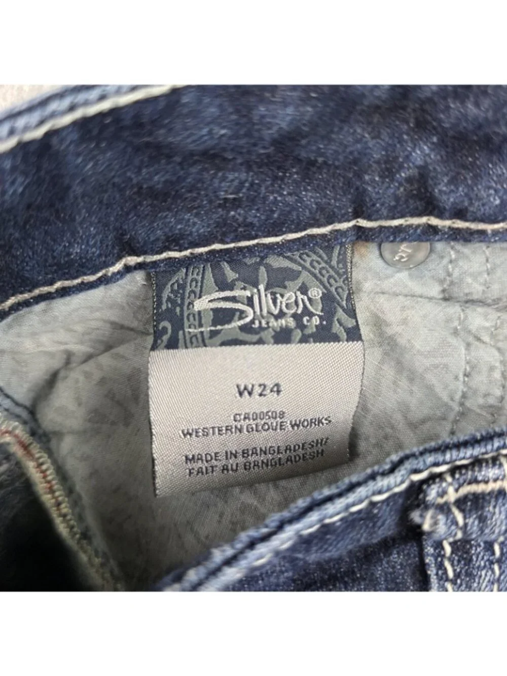 Silver Jeans Camden Rose Shorts Womens 24 Blue Distressed Cuffed Stretch Denim